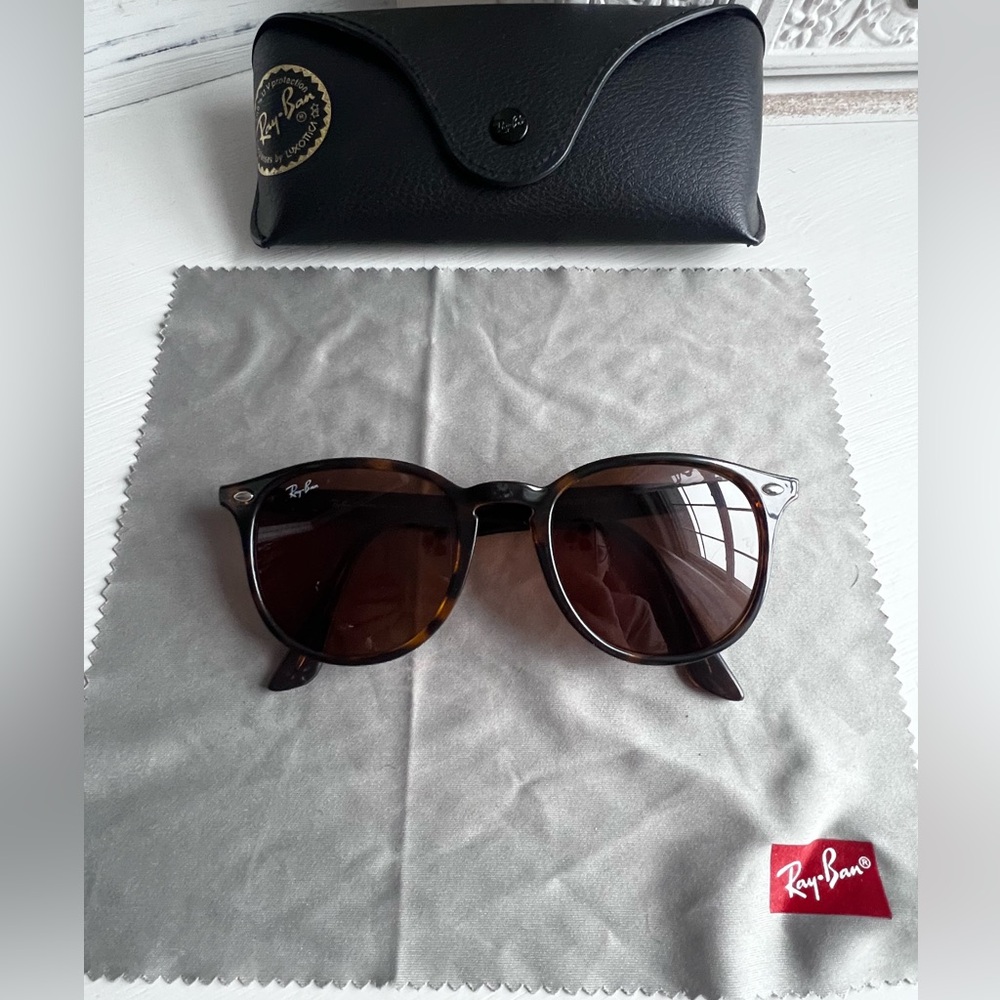 Erika polarized Ray Ban glasses(used)